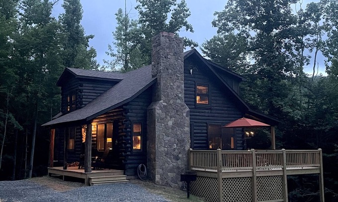 Hood Cabina | The Buckhorn | 3 Bed, 2 Bath