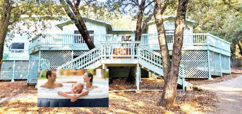 Julian Casa | The Bungalow Partial Home Rental