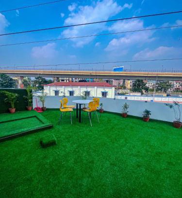 Kolkata Apartamento | The Bypass Nest-with Private Cozy Attached Terrace