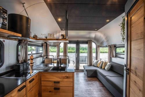 's-Hertogenbosch Alquiler De Eote | The Côôn Tinyfloatinghome