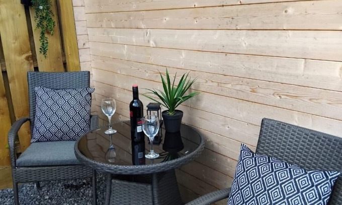 Llandovery Casa | The Cabin at Gerynant