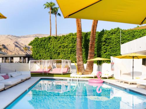 Uptown Design District Hotel | The Cactai