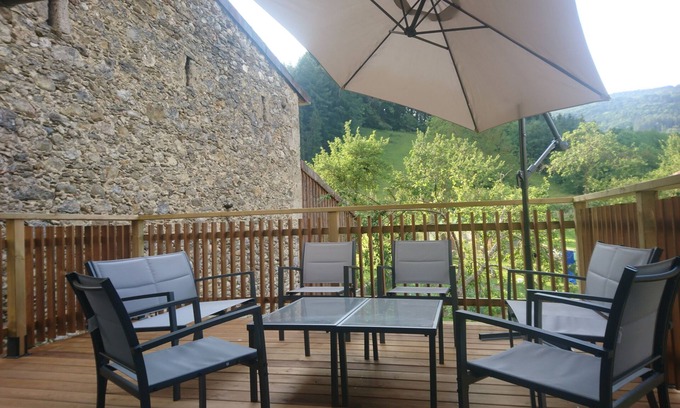 Fougax-et-Barrineuf Casa | La caminada, casa en el corazón de los Pirineos Ariégeoises