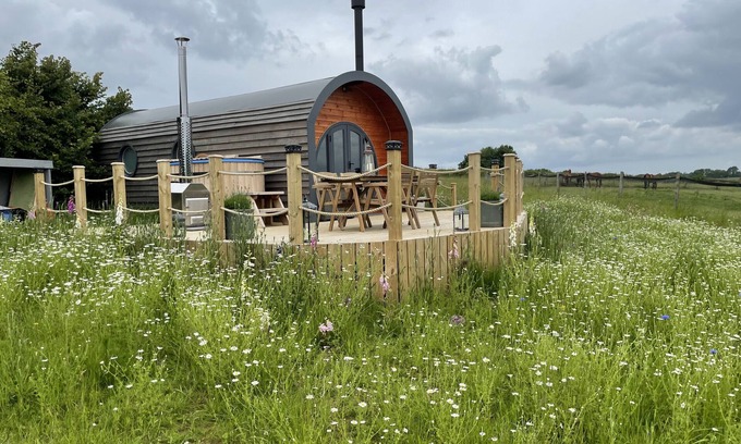 Banbury Cabina | The Campion
