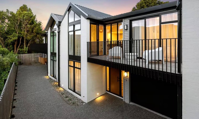 Dunedin Apartamento | The Cannington - Modern Living at its finest