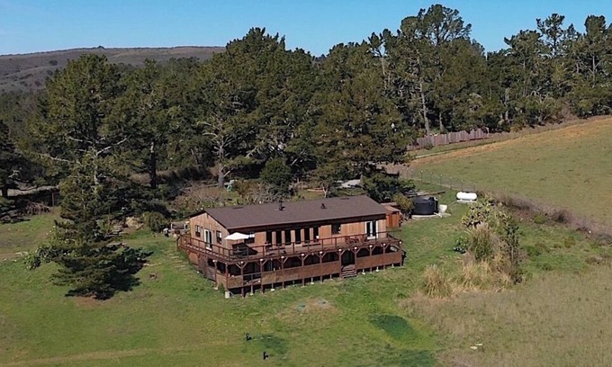 Redwood City Casa | The Canyon View House en Lobitos Creek Ranch, cerca de las playas y las secoyas