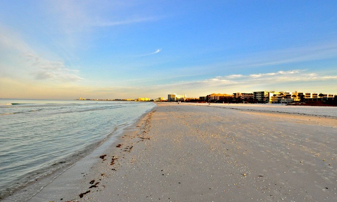 Siesta Key Hotel | The Capri at Siesta