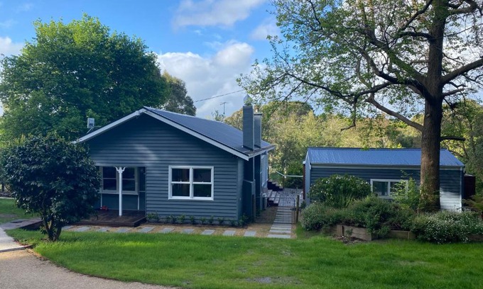Main Ridge Casa | The Caretakers Cottage