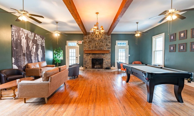 Heber Springs Casa | The Cartwright House*NewRemodel*WiFi*5Min>Airport