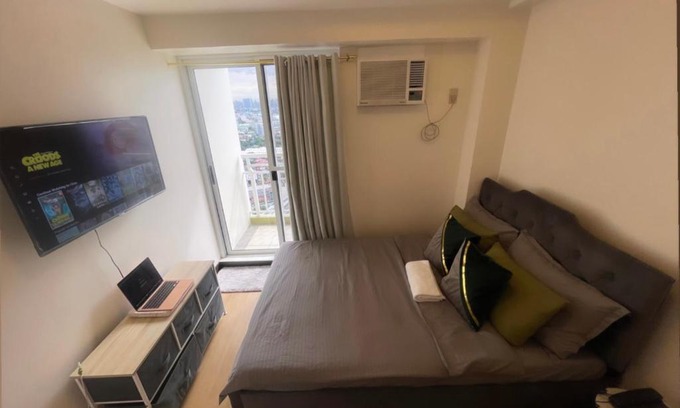 A. Bonifacio Apartamento | The Celandine by DMCI Homes