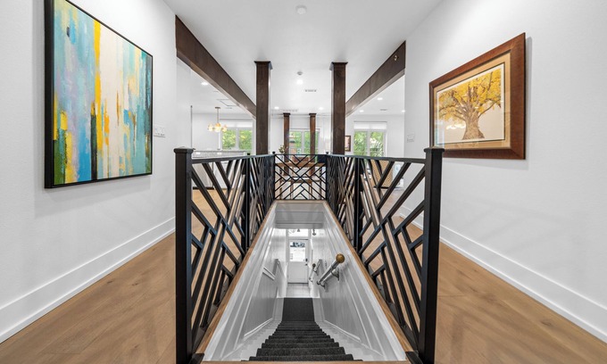 Hot Springs Casa | The Central Loft: Contemporary Downtown Retreat Along Hot Springs' Bathhouse Row