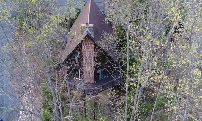 Massanutten Chalet De Esquí | El chalet en los árboles
