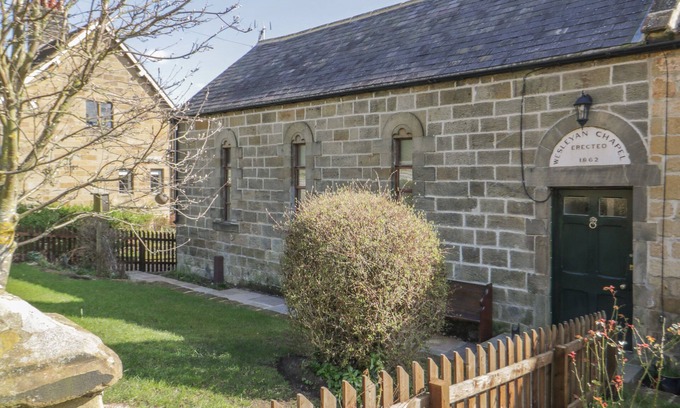 Redcar Cabaña | THE CHAPEL, pet friendly, with a garden in Saltburn-By-The-Sea