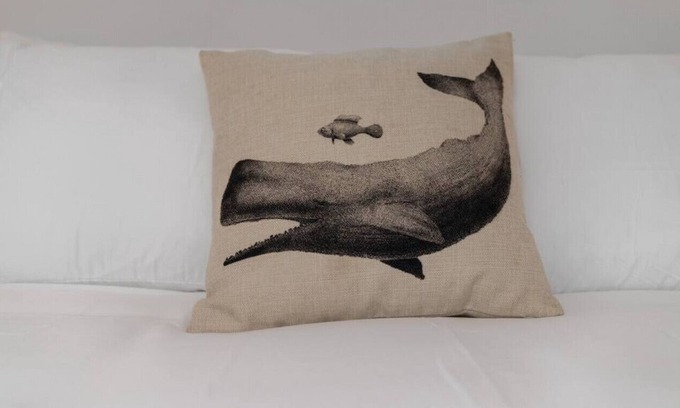 Westbrook Center Cabina | The Chapman Cottage · Cozy + Walk to the Beach!