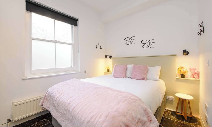 South Bank Apartamento | The Cheeky Hideaway - Borough - by Frankie Says