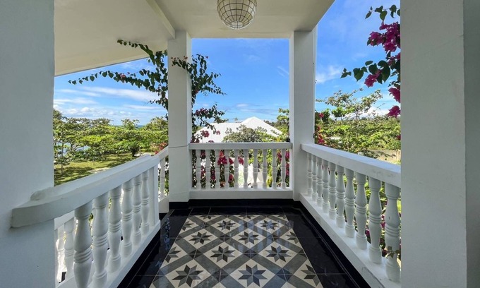 Loon Hotel | The Cliffs Resort