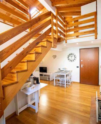 Clusone Apartamento | The clock house -Centro storico-
