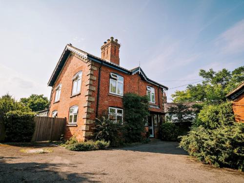 Kirkby on Bain Casa | The Coach HousePass The Keys