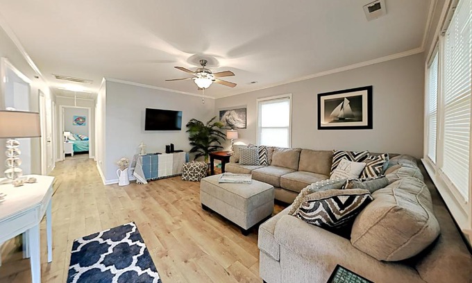 Long Beach Casa | The Coco Cabana