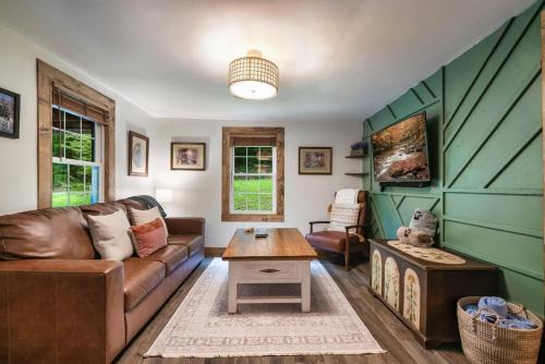 Sevierville Casa | The Coffee Cottage