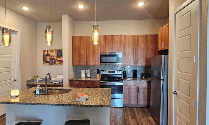 McKinney Apartamento | The Contemporary Getaway 2-bedroom apartment with WiFi, fitness room in McKinney