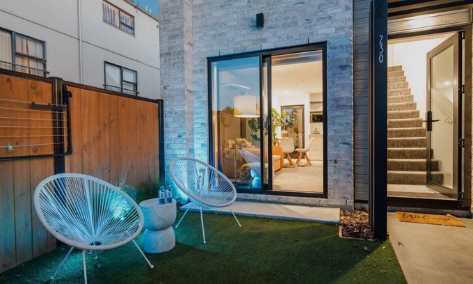 Christchurch City Centre Casa | The Coolest Townhouse in Christchurch