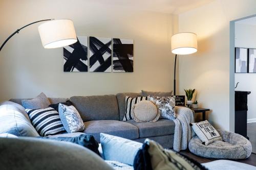 Ephrata Casa | The Cooper Home, Dogs Welcome!