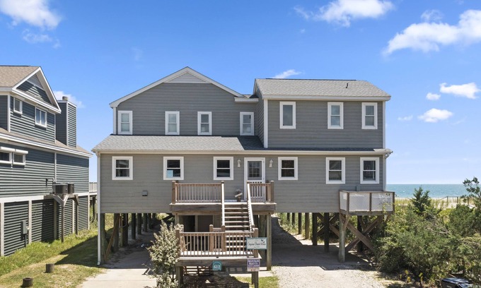 Pawleys Island Casa | The Coquina Beach House - Oceanfront, Dog Friendly