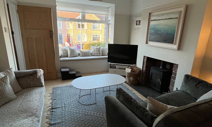 Bangor Casa | The Cosy Grove