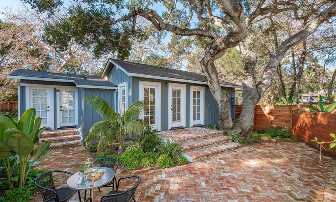 Montecito Casa | The Cottage in Montecito - Lower Village Near Beach & Rosewood Miramar