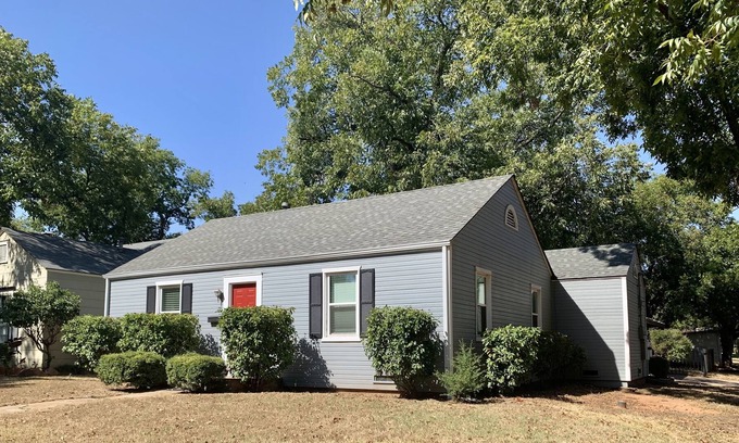 Wichita Falls Casa | The Cottage at Woodrow