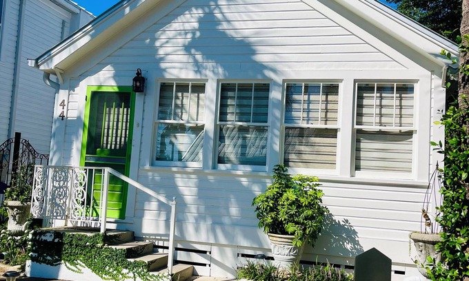Apalachicola Cabaña | The Cottage on Commerce