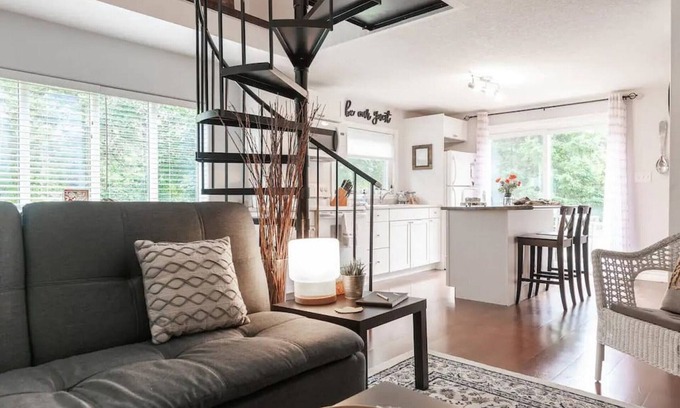 Waterloo Casa | The Cottage - Secluded Gem in the City