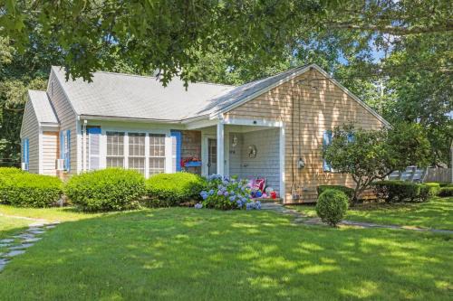 Hyannis Casa | The Cottages at Captain Gosnold Village