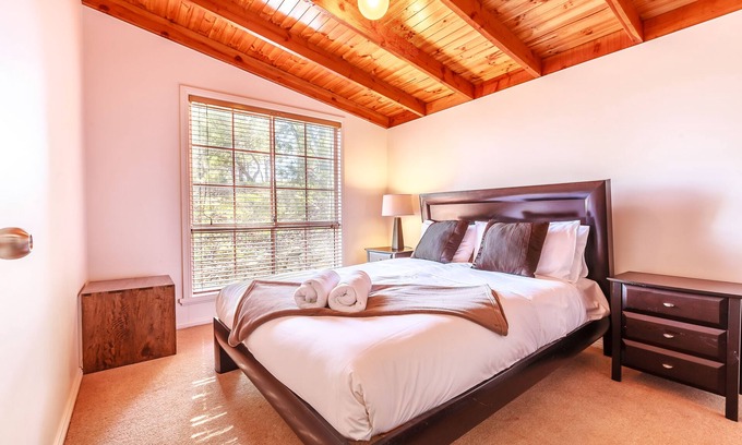 Hepburn Springs Cabaña | The Cottages at Hepburn Springs