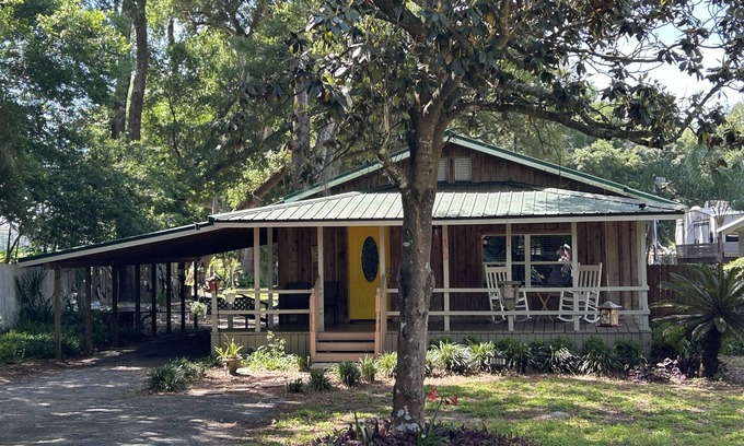 Wildwood Casa | The Country Porch en Wildwood, Florida - ¡A un tiro de piedra de The Villages!