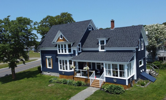 Belliveaus Cove Casa | The Cove House- completely renovated 1910 beach house