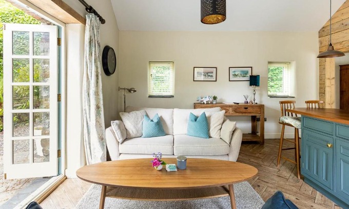 Narberth Casa | The Cow Shed Luxury Barn Moments From Narberth