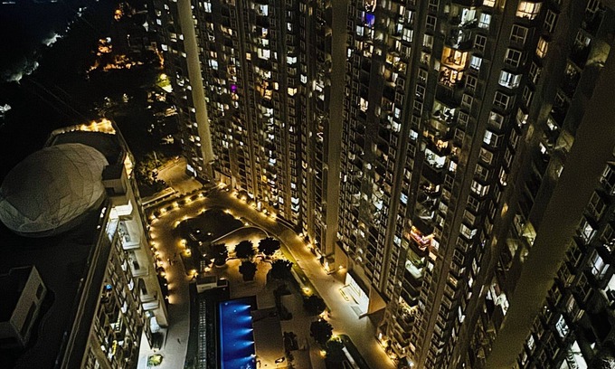Bengaluru Apartamento | The Cozy Dreamcatchers – Bay windows, warm lights, and beautiful views