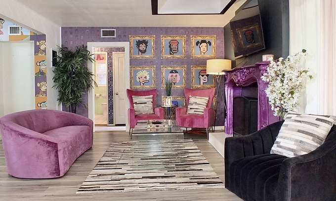 North Hollywood Casa | The Crypto House - Content house with King Suite