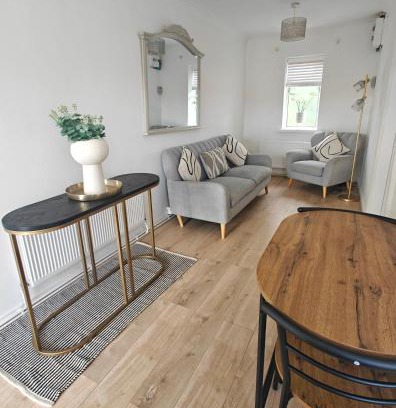 Cut Bush Apartamento | The Curragh Studio