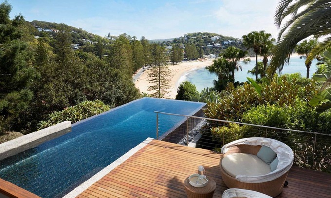 Palm Beach Casa | The Curve by Contemporary Hotels