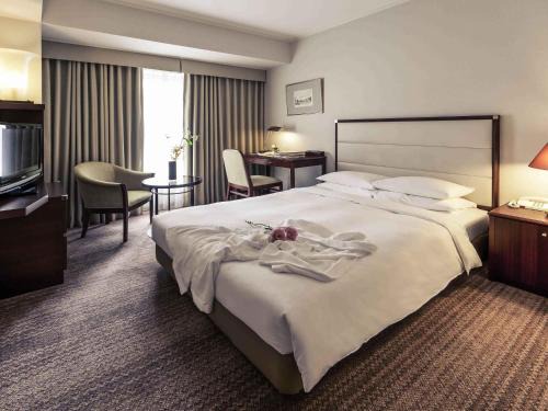 Meieki Hotel | The Cypress Mercure Hotel Nagoya