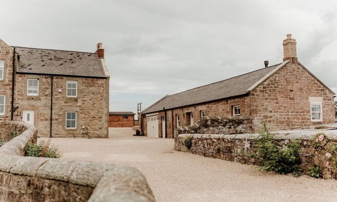 Fenwick Casa | The Dairy - bijou barn conversion near Holy Island