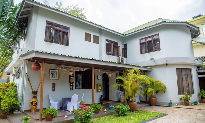 Mikocheni Hotel | LA CASA DE CONFORT MARGARITA -MIKOCHENI