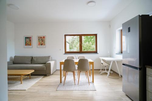 Prague 13 Apartamento | The Dante Villa Apartments