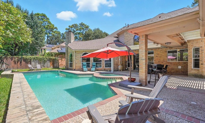 Klein Casa | The Dapper Texan - Heated Pool, Spa & Game Room