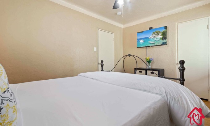 Nob Hill Casa | The Dartmouth House S