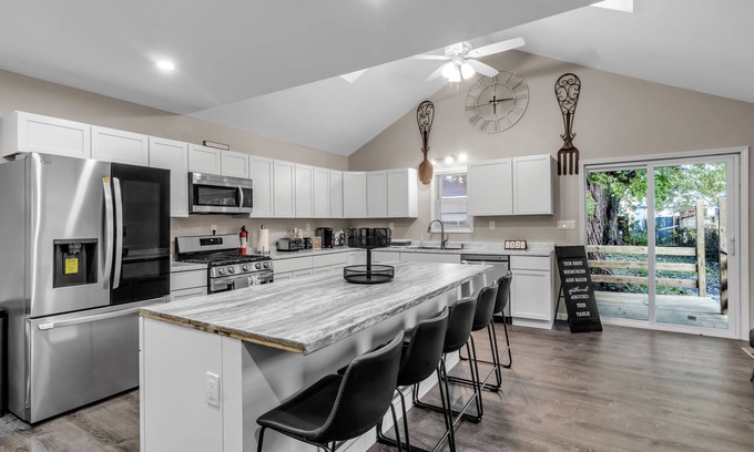 Buffalo Casa | The Davey Retreat