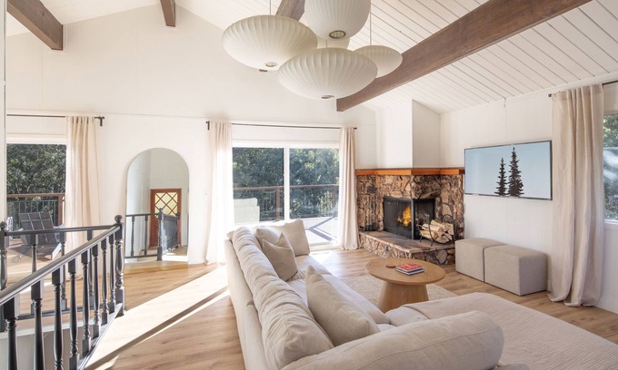 Crestline Cabina | The Daydream Cabin - mins to lake w/fire pit